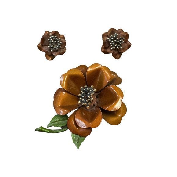 Vtg Brown Metal Large Flower layered Brooch & Clip on Earring Set Retro MCM - Picture 1 of 6